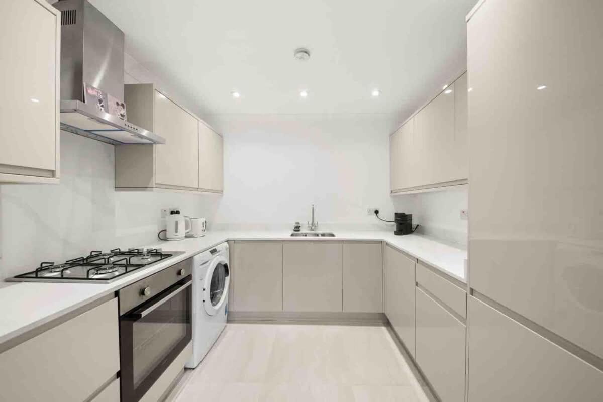 Sg, Stylish Paddington, Central London Apartment ภายนอก รูปภาพ